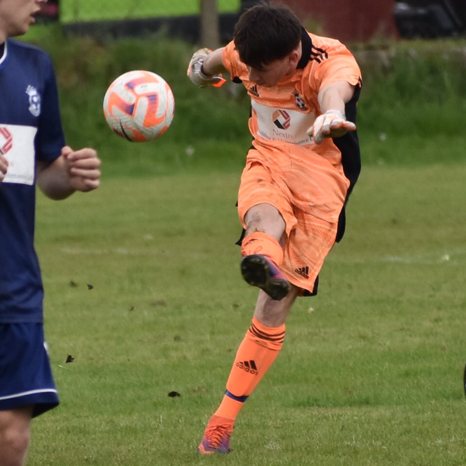 3-2 win vs @Kingfisher_AFC . Position roulette gave a chance for everyone to play in different positions🤣 goals from our GK and CB topped off a brilliant day for everyone to just enjoy it before our cup final. Respect to Kingfisher good lads💙⚽️ @SELKGrassroots <a href="/WESFA_Football/">W.E.S.F.A.</a>
