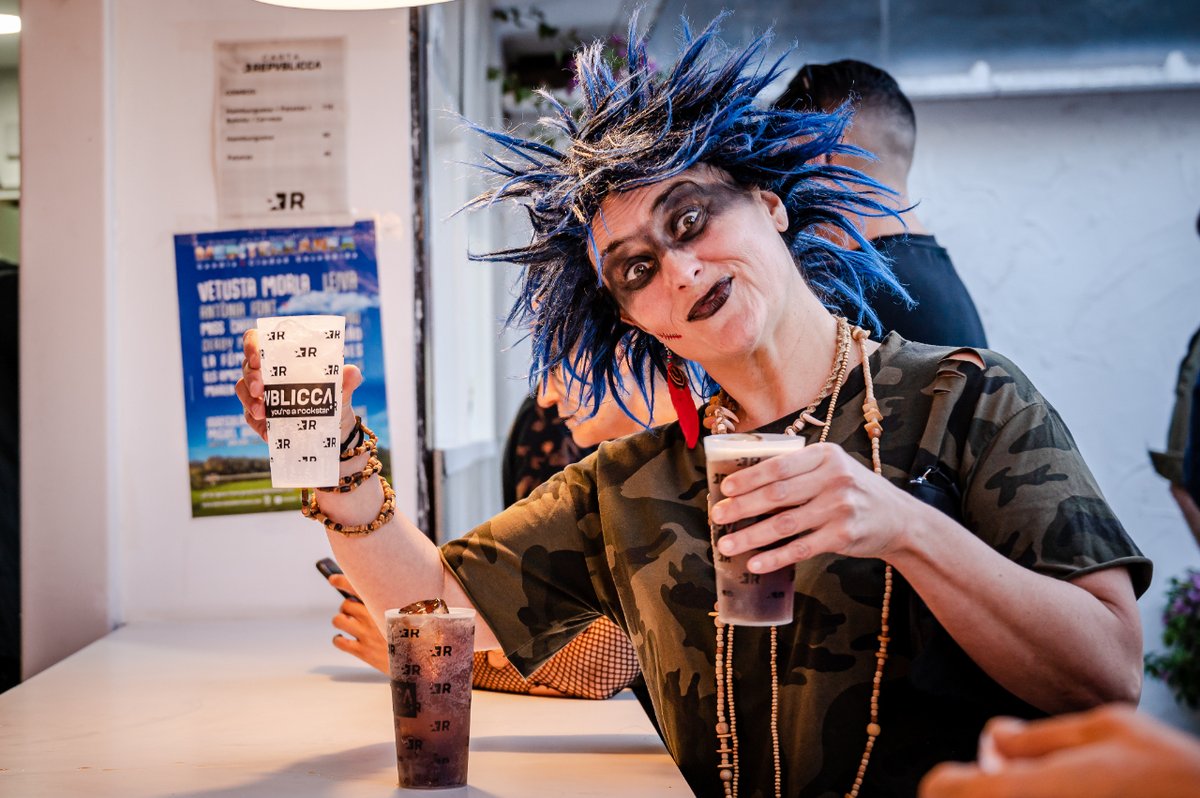 FestardorOficia's tweet photo. Encara recuperant-nos del passat dissabte, però ja estem mans en l´obra per a seguir donant-li forma al #FestivalFestardor i fer una de les millors edicions. Vas estar?
#festardor2023 #salarepvblicca #festivalespaña https://t.co/nNo660plAX