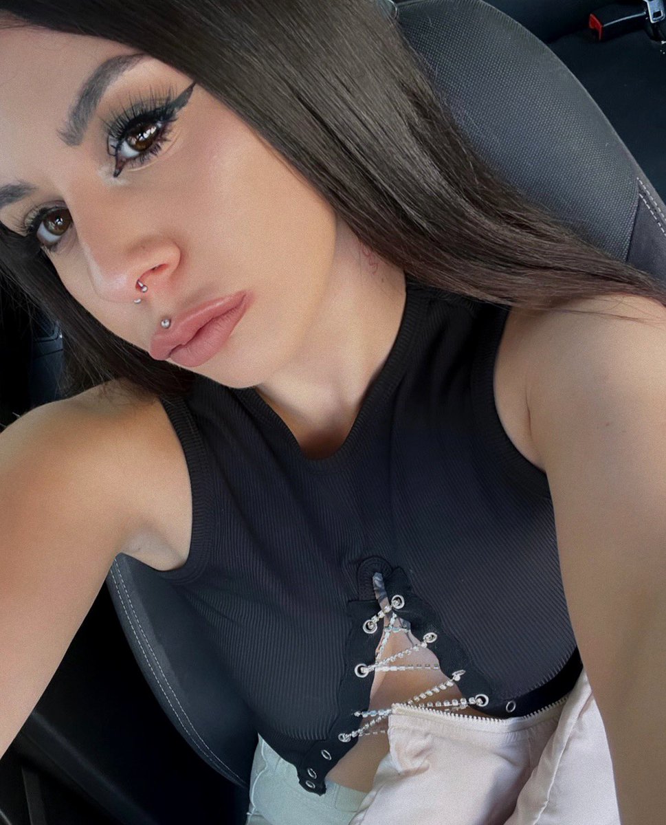 Desiree Raccuglia (@desireeraccugl) on Twitter photo 