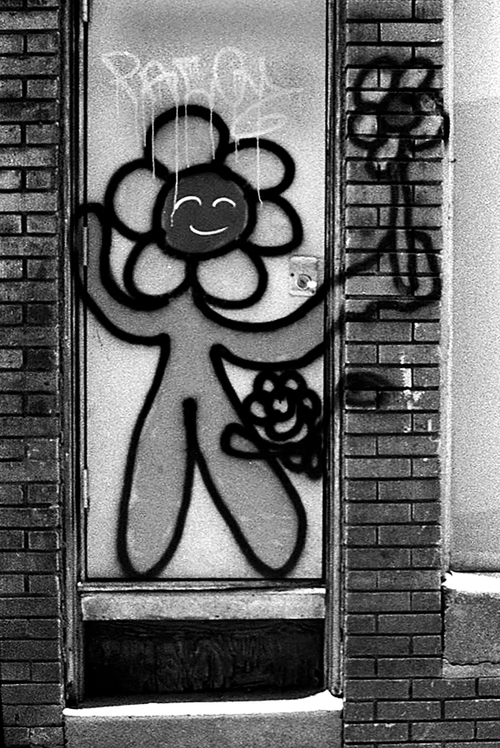 chal_and_bean's tweet photo. Philly Alleys Art Show
flower door 0.004 ETH
https://t.co/1v30LgpPRs
https://t.co/uWFqB6uCbg
@Opensea #OpenSeaNFT #nftphotography #nftphotographer https://t.co/c1dBrBcBst