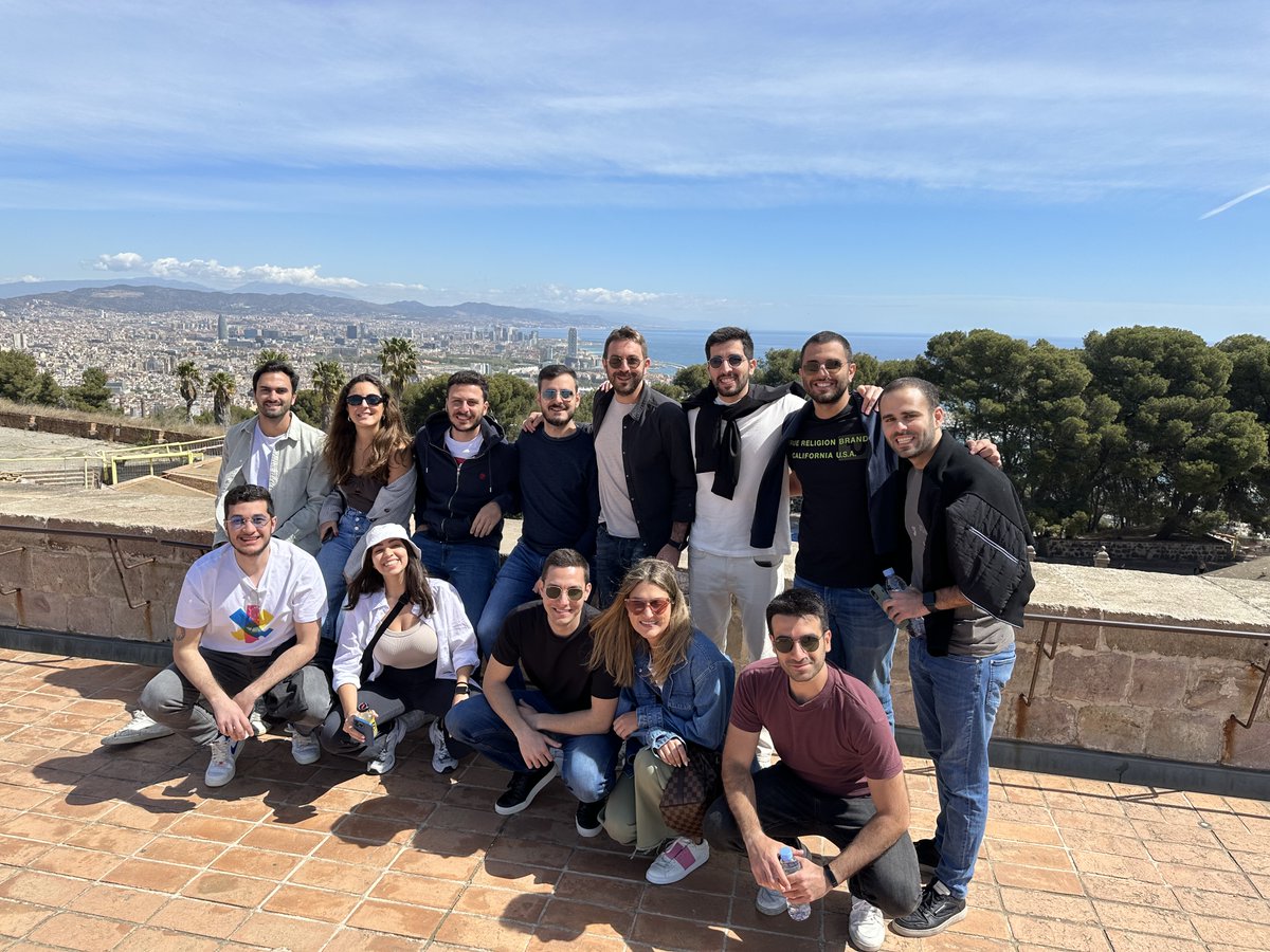 strategyandME's tweet photo. We picked up right where we left off! Earlier this month, we visited some of our colleagues currently pursuing their MBA at @INSEAD and @LBS. Itโs no surprise that after so much time apart, we had so much to catch up on! #LifeAtStrategyand #myMBAexperience https://t.co/dKHNVDeW9c