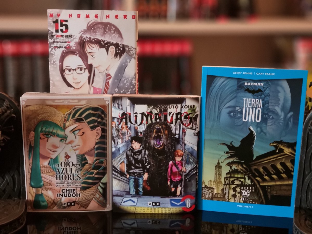 estatuasycomics's tweet image. Las #Novedades de @eccediciones de esta semana listas para su lanzamiento el 9/5

Nueva serie de Batman contra Robin, nuevo volumen de #Hellblazer y mucho más. 👇👇

estatuasycomics.com/secciones/mayo…

#eyc #comics #manga