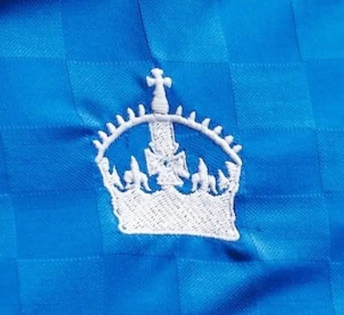 OswaldsBar's tweet image. Nice touch from our club to put this on the Captains shirt yesterday 👑

#kingscoronation