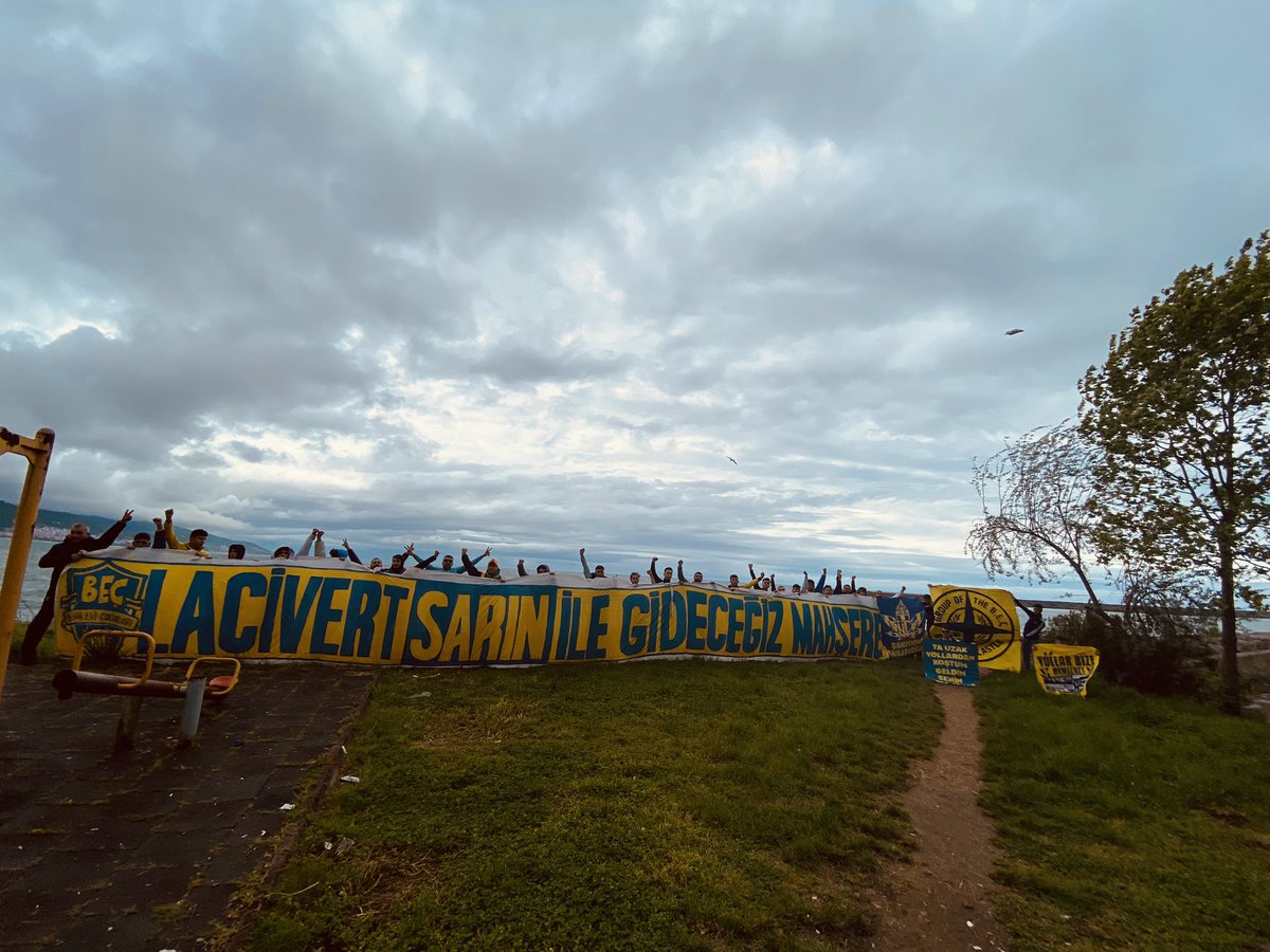 Lacivert Sarın İle Gideceğiz Mahşere!

#awaydays