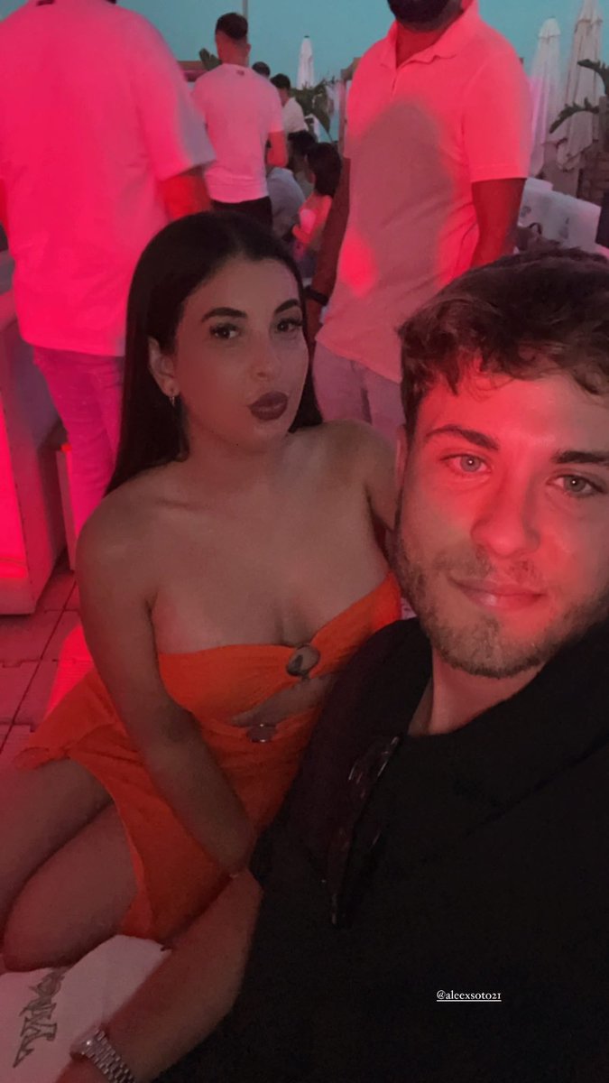 Ayer me encontré después de mucho tiempooo a una de las personitas que más quiero y adoro🥹🫶🏼<a href="/Aleexsoto21/">Alex Soto</a>