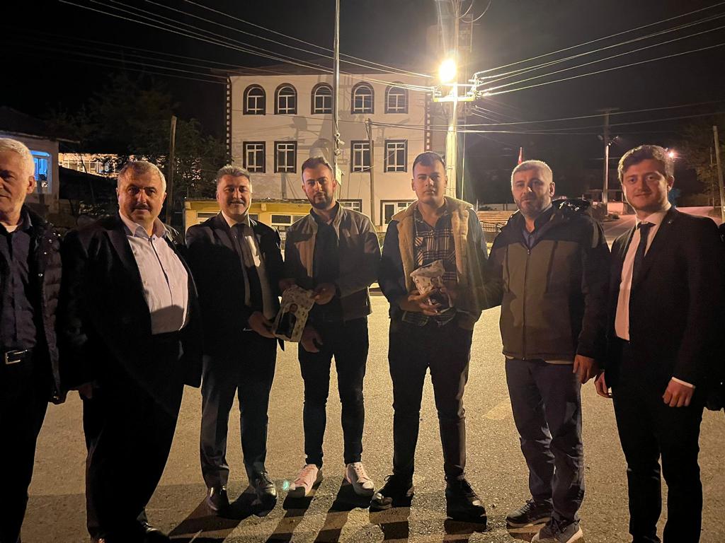 AK Gençlik Kaynarca tweet media