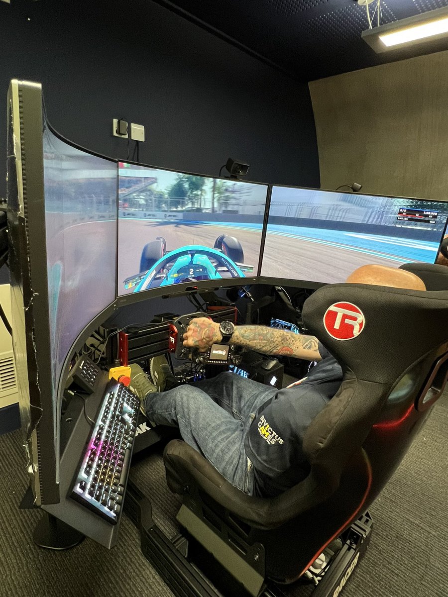 Etienne Gray - Gray7256 tweet media