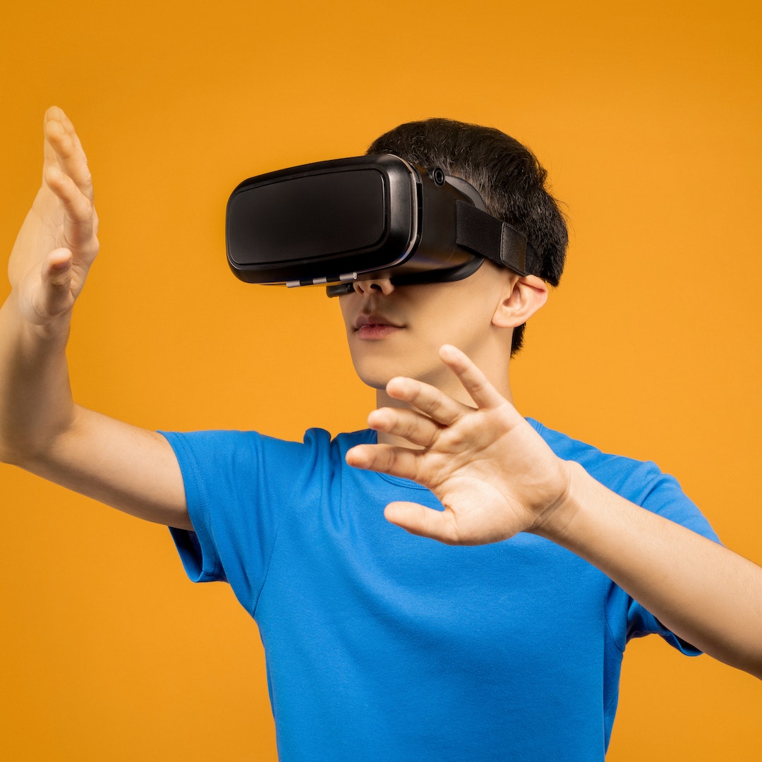 RogStudios's tweet photo. 🚀 Step into a new dimension of limitless potential with ROG Studios' advanced VR solutions. Our immersive technology provides you with a safe and comfortable way of experiencing life like never before. Contact us to explore this exciting world today! 👉 https://t.co/xBN7utNNA5 https://t.co/1kBOBbWBOa