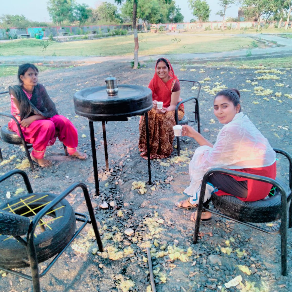 CmoShamgharh's tweet photo. नगर परिषद शामगढ़ में 3आर पार्क का निर्माण वार्ड 14 में किया गयाजिसकी कुछ झलकिया
#SwachhSurvekshan2023 #Nopolythininmp #NoSUpinmp #swachhsurvekshan2023Shamgarh
@CommissionerUAD
@MoHUA_India
@Secretary_MoHUA
@bhupendrasingho
#Hum_fir_honge_kamyab #Shamgarh🤝🏻 https://t.co/R4GEaniTNM