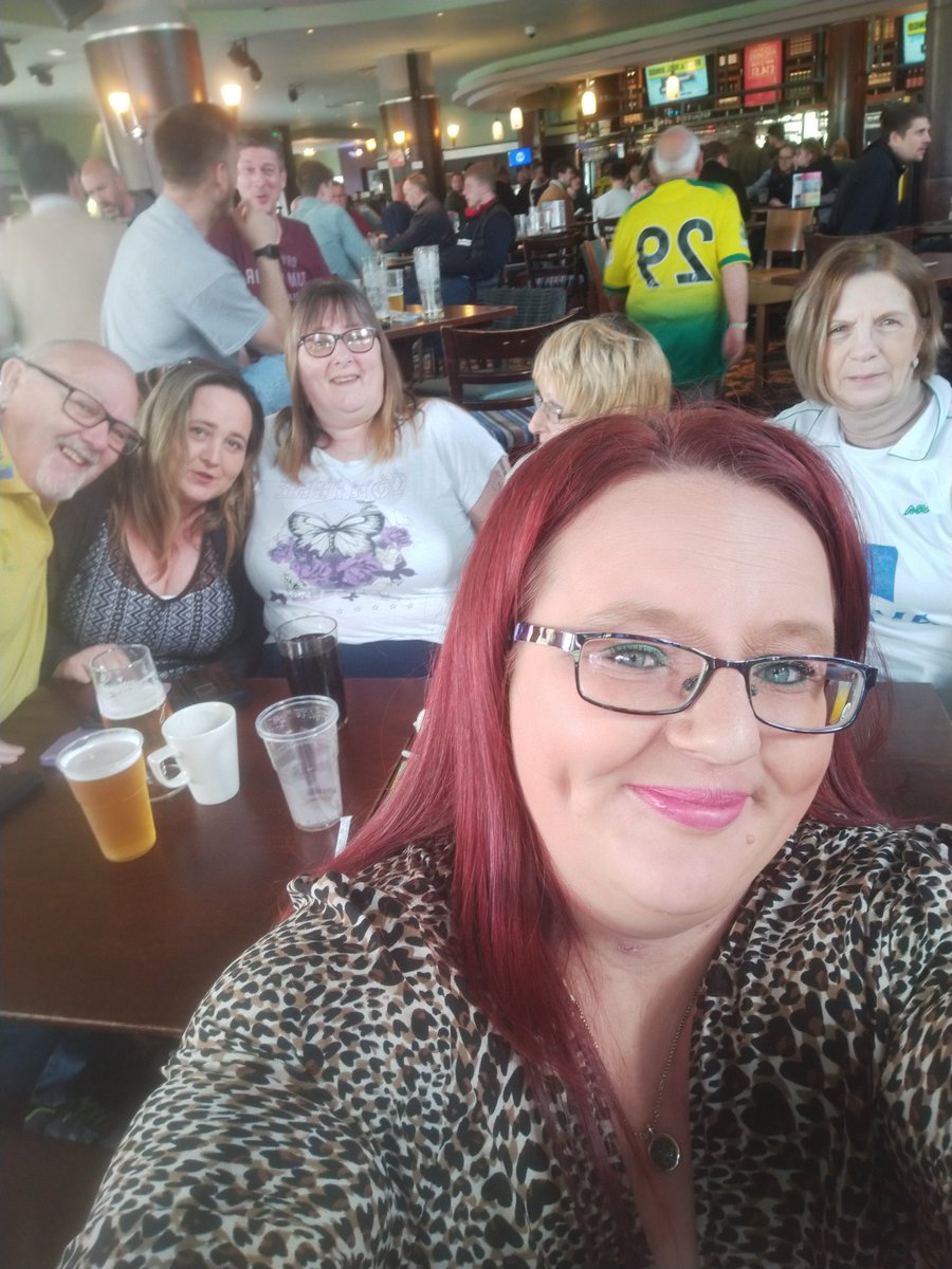sam_stork's tweet photo. Thank you for the food... Us lot loved it thank you.
Table 52 queen of iceni until 2pm #Whetherspoons #ncfc https://t.co/ol4NPOnrJL