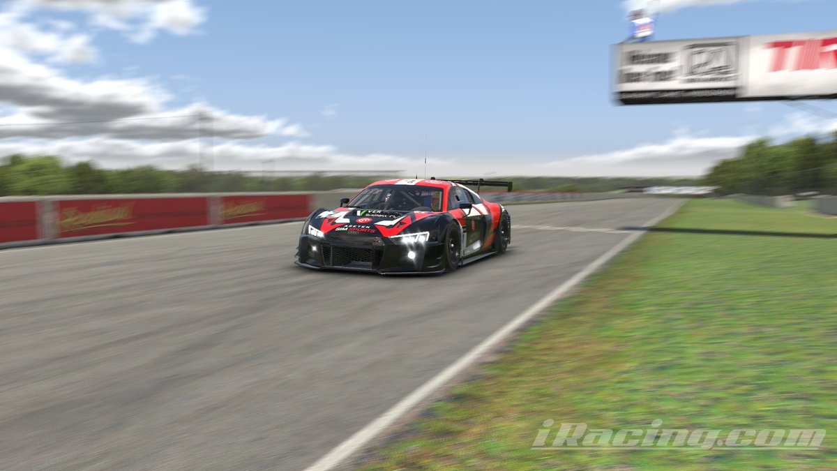 ftwskive's tweet photo. What a way to finish this week! 
P1 Quali -> P1 Race -> Fastest lap in the Fanatec GT3 Challenge at Road America.

#roadamerica #gt3 #iracing #racing #simulator #simracing #racehub #audi #audir8 #audisport #Portugal https://t.co/YVDdmi84gb