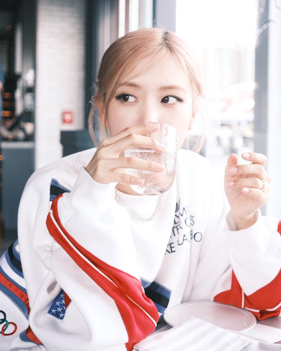 Rosé Pics On Twitter Rosé Pics On Twitter