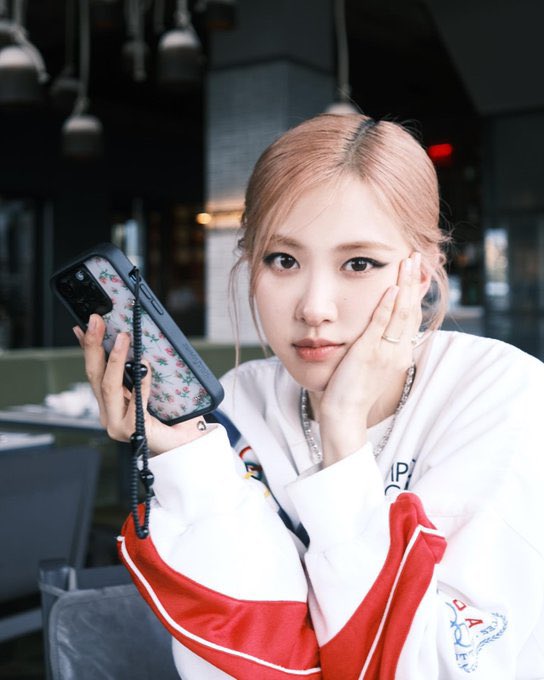 BlΛckpiИk Global Fanbase On Twitter RosÉ Update “my Late Ny Update 🌆