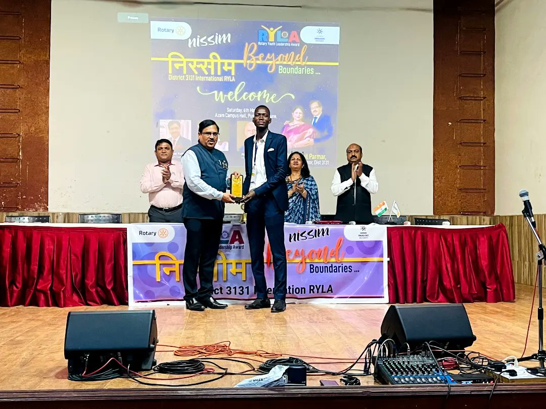OchanSanto's tweet photo. Rotary international Youth Leadership Award 2023 organised by Rotary district 3131, AASI-Pune and Imagine Rotary.
The district Governor Dr. Anil Parmar was the chief guest.
A great moment and session on leadership by Mr. Vishal  and Time Management by the club president Mr. Anish https://t.co/3ttYJUVbzx