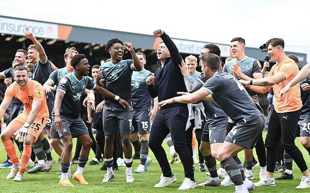 The <a href="/SkyBetLeagueOne/">Sky Bet League One</a> title odds ar the start of the season: 

4/1 <a href="/swfc/">Sheffield Wednesday</a>
5/1 <a href="/IpswichTown/">Ipswich Town</a>
6/1 <a href="/dcfcofficial/">Derby County</a>
7/1 <a href="/theposh/">Peterborough United</a>
11/1 <a href="/MKDonsFC/">Milton Keynes Dons</a>
12/1 <a href="/OfficialBWFC/">Bolton Wanderers</a>
14/1 <a href="/Pompey/">Portsmouth FC</a>
14/1 <a href="/BarnsleyFC/">Barnsley FC</a>
16/1 <a href="/wwfcofficial/">Wycombe Wanderers</a>
16/1 <a href="/OUFCOfficial/">Oxford United</a>
20/1 <a href="/Argyle/">Plymouth Argyle FC</a> 💚

#PAFC defied the odds 👏🏻