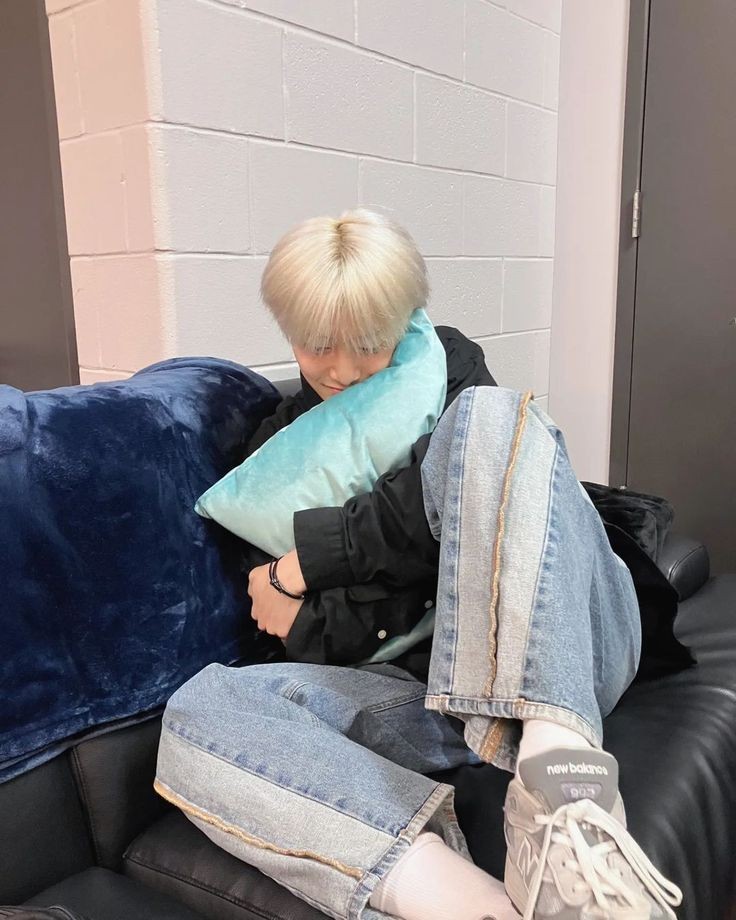 𝑺𝑯𝑨𝑹𝑮𝑨 𝑺𝑰𝑴𝑩𝑶𝑳𝑶𝑵. (@anarklnks) on Twitter photo 