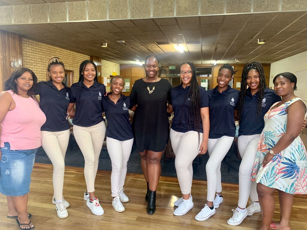 MrsBashaT's tweet image. Supporting students in higher learning institutions by raising awareness through health talks, providing mentorship opportunities and counseling services. 
All our services are free! 🎓#supportprogram
#healtheducation
#mentorship
#womenempowerment
@TheLegacyProg @SisterBashaCSI