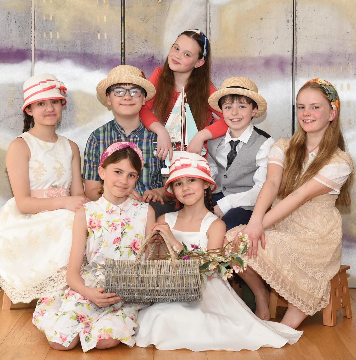 Happy Coronation bank holiday from our kids cast! Come and see A Girl MissRed for another royal appearance 🤴🏻🇬🇧 tickets in bio!