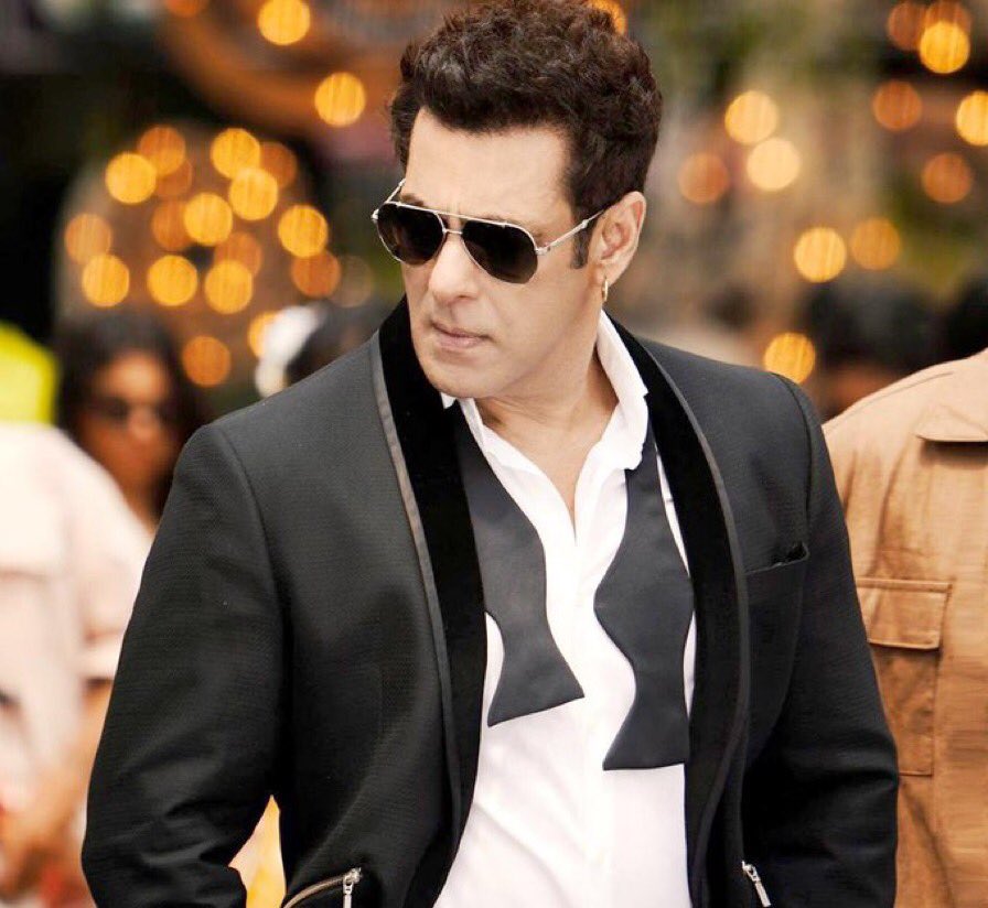 #KisiKaBhaiKisiKiJaan collects about A$628.4K so far in Australia 🇦🇺. Now among Salman Khan’s Top 8 grossers there by crossing Ek Tha Tiger. 

Previous 5 films in the region:
#Dabangg3 A$973K
#Bharat A$855K
#Race3 A$721K
#TigerZindaHai A$1.6M
#Tubelight A$476K