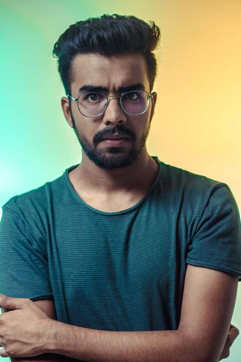 Smulock_'s tweet photo. Do you want me to edit your own photo or sketch/painting?  

Just comment with your photo and I am on it! 😉💯🆓 

👉Original photo via Pexels

#stablediffusion #aiart #aiartcommunity #aiartwork #text2pic #aigenerated #aigeneratedart #ai #artificialintelligence https://t.co/XSxTuM4k1m