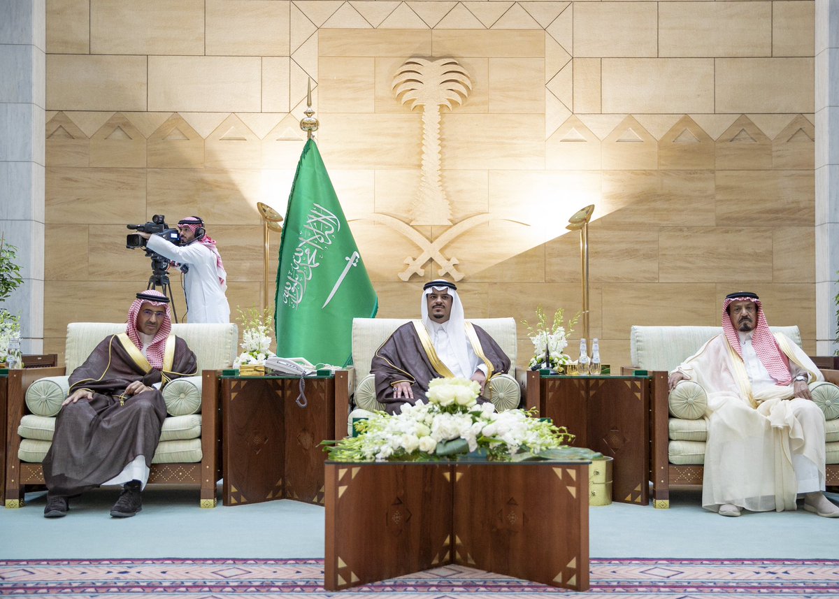 نادي الإبل tweet media