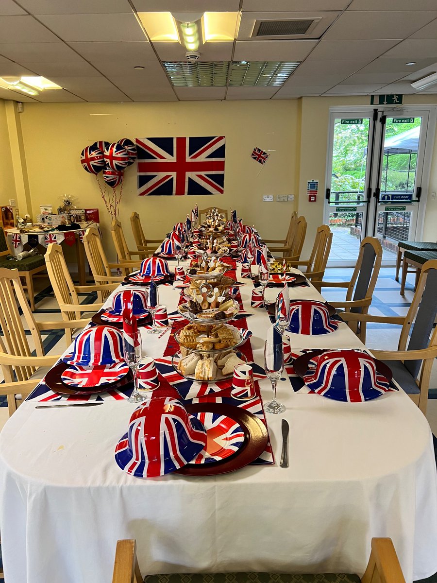 NConnieLewcock's tweet photo. @NConnieLewcock  we continue with our #celebrations for the #Coronation2023. All prepared for our buffet lunch and drinks 🥂
@NewcastleCC #coronation @Juliastar64 @charhar58 https://t.co/0fCyVJy6Uh