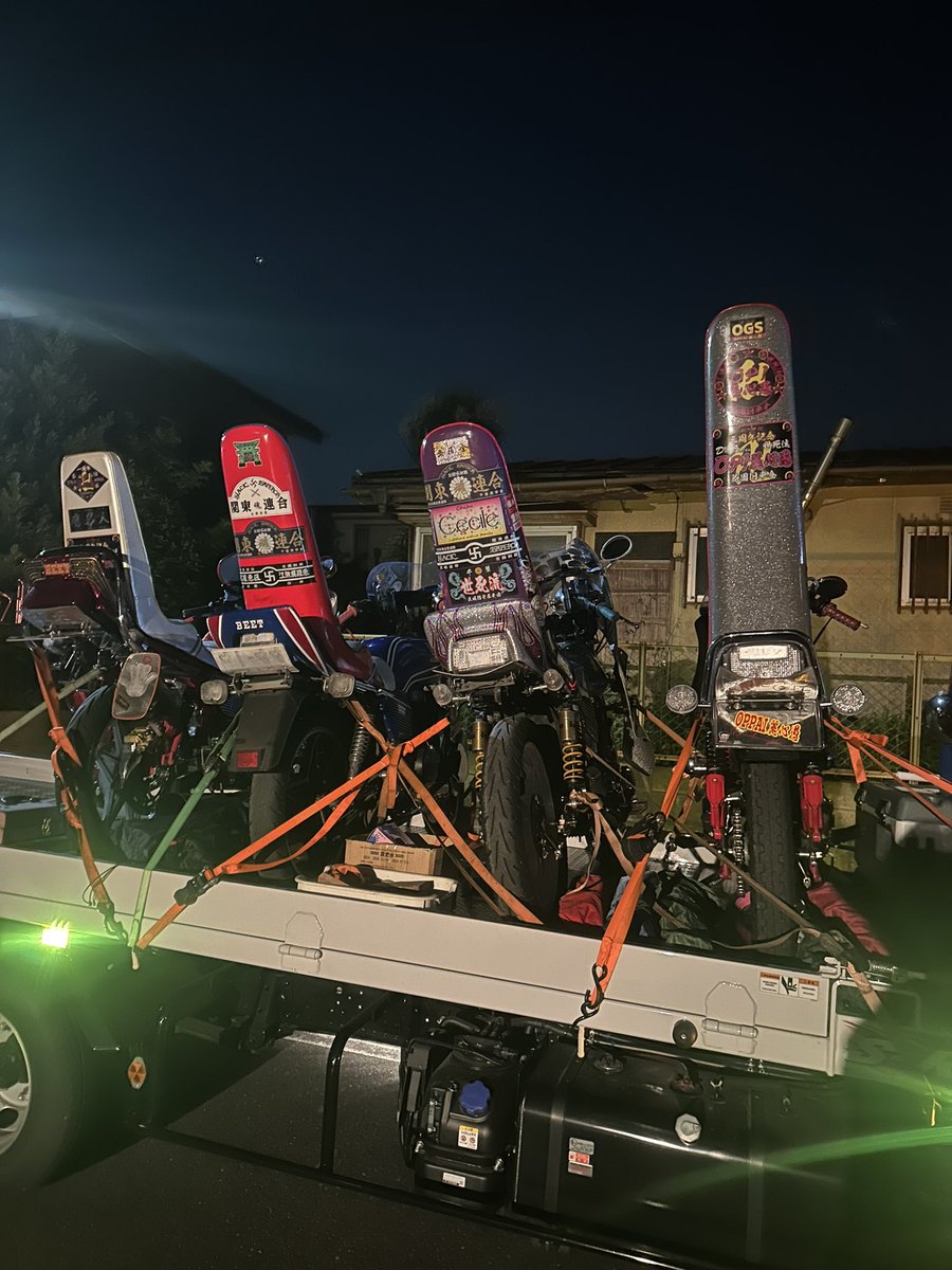 Cecile_KATANA's tweet photo. 久しぶりのNM5に参加！

#旧車 #旧車會 #族車 #暴走族 #世死流 #cecile #生涯現役 #ファミリー #大和魂 #押忍の精神 #CBX #GS #バブ #ザリ #ゴキ #ツーリング #ナイツー #集会 #バイク乗り
#バイク好き #千葉 #宮城 #NM5 #復活 
#サザンサーキット #東北連合 https://t.co/IXhYTy1uHb