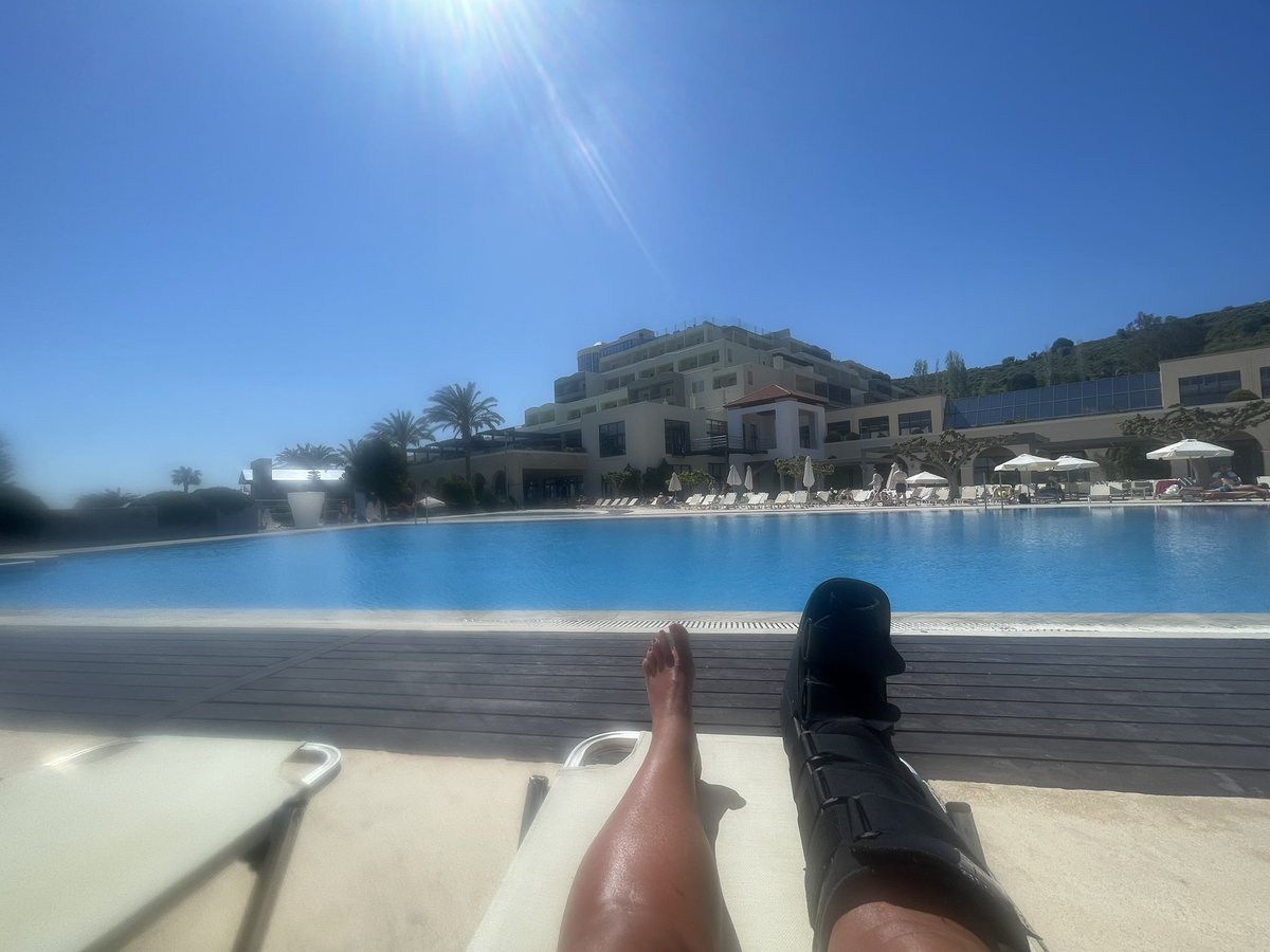 Sharon Louise Sim tweet media