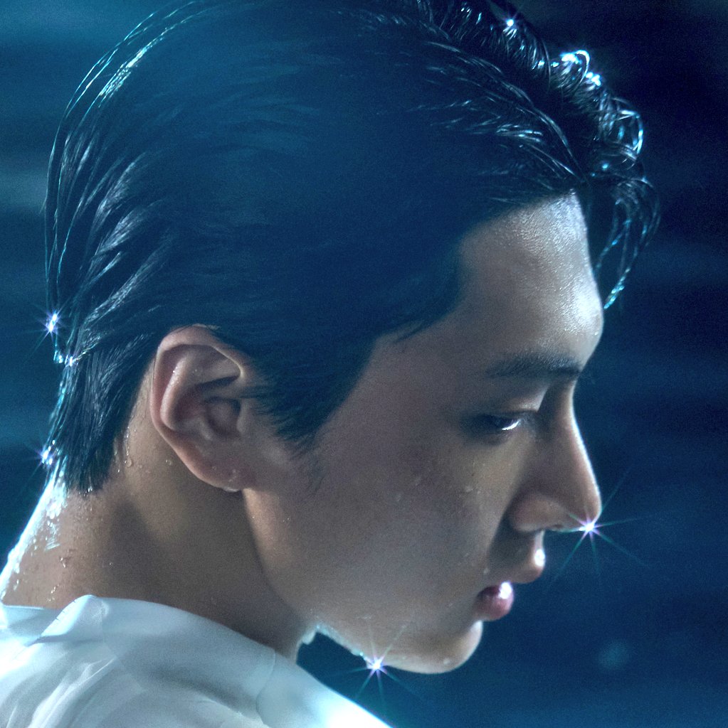 Jaywon_4life_'s tweet photo. Can we talk about how jungwon's features are all very round and jay's are all very sharp? https://t.co/vXl1nlX01m