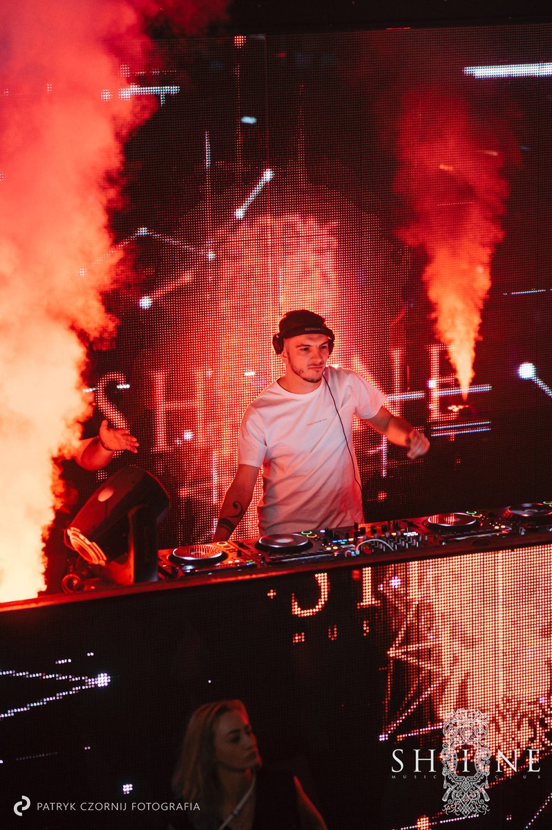 3rdPrototype's tweet image. I am back!