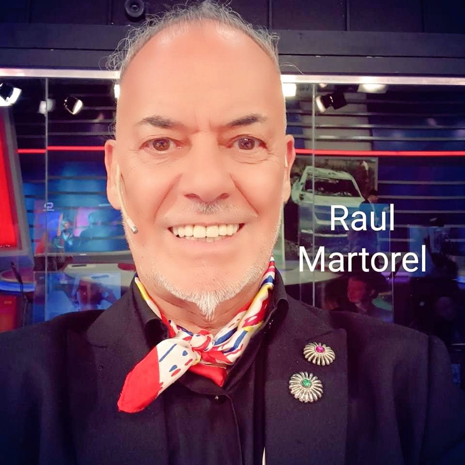 RAULMARTOREL's tweet photo. Iluminada humanidad❤️
#LunesColosal 🤲🙌💎 https://t.co/v7Na96WJws