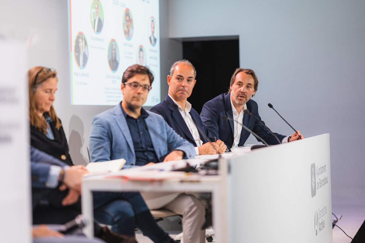 Roca_Junyent's tweet image. 📍 El pasado 25 de abril, nuestro socio @SantiPages moderó una mesa redonda en el roadshow IV #CaminoalImpacto organizado por @SpainNAB, en el que se analizó el ecosistema de la #InversióndeImpacto en Cataluña. Compartimos el vídeo de la sesión 👇
lnkd.in/dntvmJeR