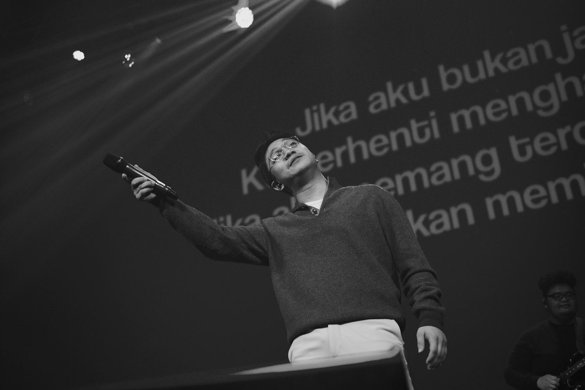 najminiery's tweet photo. thank you #MalamTerpalingGalauIndonesia //#MTGI ! sampai ketemu di acara seterusnya. https://t.co/8MQQdNGEU4