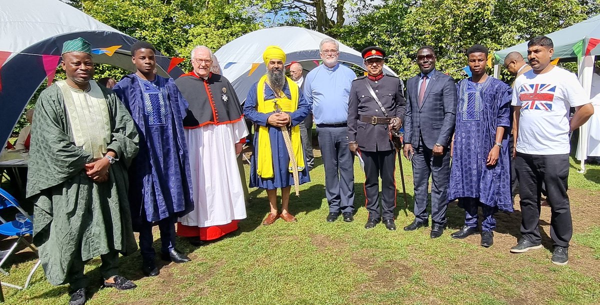 5ukhwinder's tweet photo. #KingCharlesIII Celebration of the #Coronation at #holytrinitychurch #Smethwick with respective Revd David Gauld, Revd Canon Dr Mark Pryce, Director of Ministry for the Diocese of #birmingham  Mr G Bhatia - His Majesty's Deputy Lieutenant of W.Midlands &amp; @CllrRichJones #Sandwell https://t.co/u7dYyVDulz