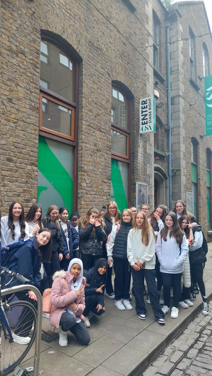 MusicDeptCB's tweet photo. Filming @Gaietyschool our devised theatre project "Isolation" funded by @creativeirl @SDCCArts #CreativeSchools #CreativeSchoolsWeek #CreativityLivesHere @Colaistebride @JuniorCycleArts https://t.co/nefg6JH6u0