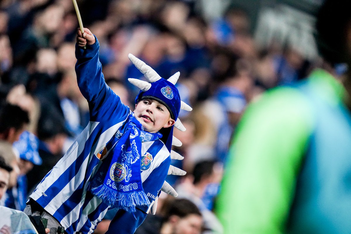 FCPorto's tweet photo. 𝑨𝒘𝒂𝒚 𝒅𝒂𝒚𝒔 💙

📍 Arouca

#FCAFCP https://t.co/0cSN1m5mL1