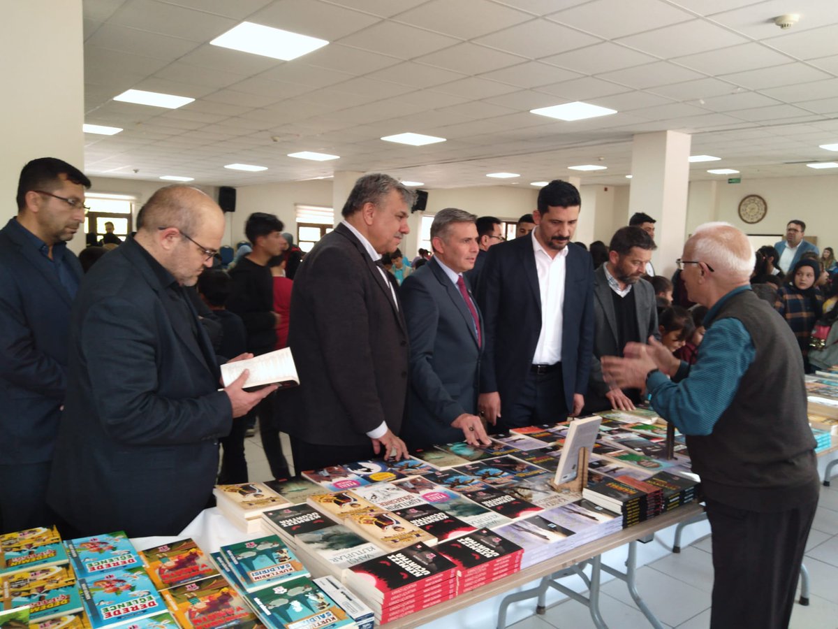 İlçemiz Belediye Kültür Merkezinde Kitap Fuarı Açılışı Yapılmıştır. Yazarlarımız ve Öğrencilerimizin Buluşması Hafta Boyunca Sürecektir.
<a href="/gokhanmurat1/">Murat YİĞİT</a> <a href="/kadinhanimem/">Mehmet YAVUZ / Kadınhanı İlçe MEM</a> <a href="/HalisUnal/">HALİS ÜNAL 🇹🇷</a> <a href="/konyamem/">Konya İl MEM</a>