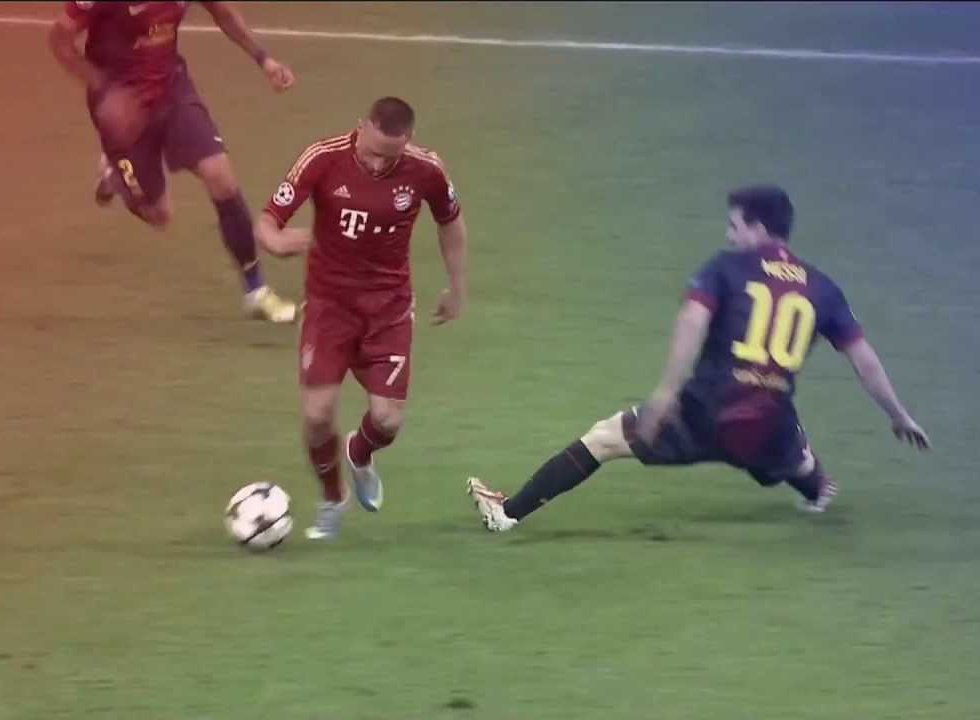 Mario___RM's tweet photo. Ribery 2013: 11 goles y 20 asistencias, dicen que Cristiano le robó el Balón de Oro.

Vinicius 2023: 22 goles y 22 asistencias, dicen que es un provocador y se rien cuando decimos que actualmente es el mejor del mundo. https://t.co/twai4jzi8F