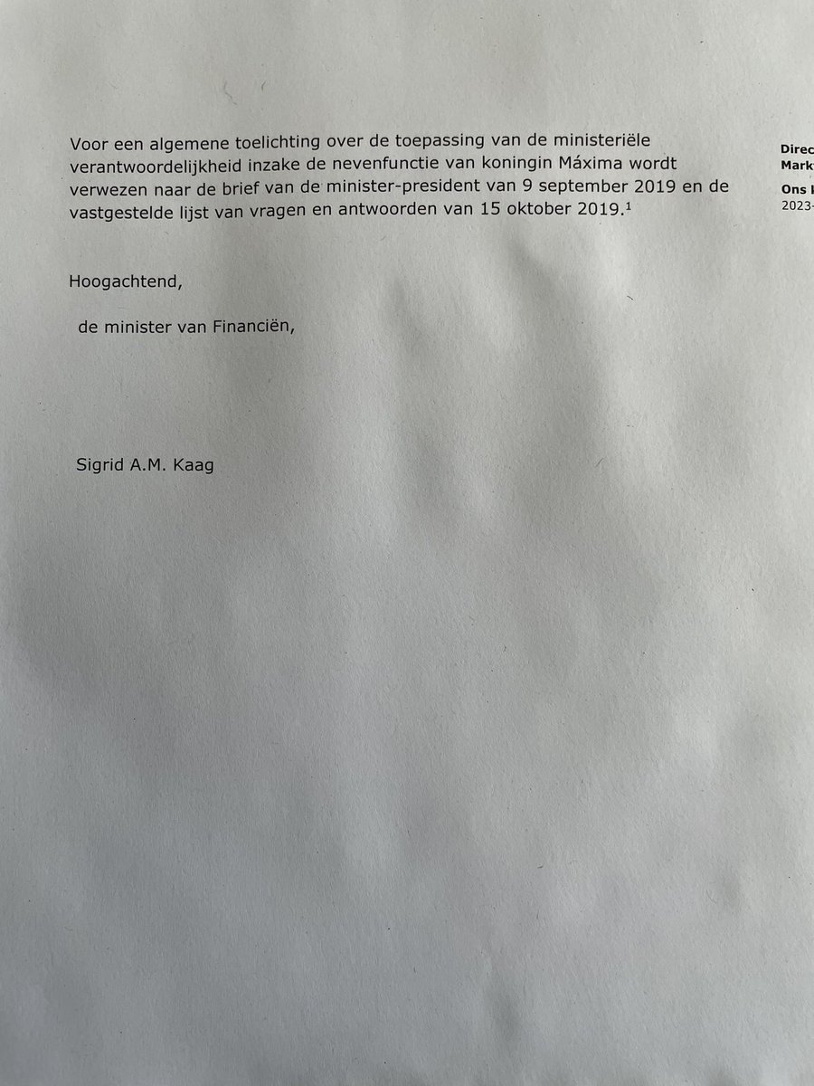 Niet te geloven na een half jaar (!) wachten (terwijl Kamervragen in UITERLIJK zes weken beantwoord moeten worden) WEIGERT het kabinet om ook maar EEN document over het WEF “Digital Currency Governance Consortium” naar de Kamer te sturen o.a. omdat de koningin erbij betrokken is.