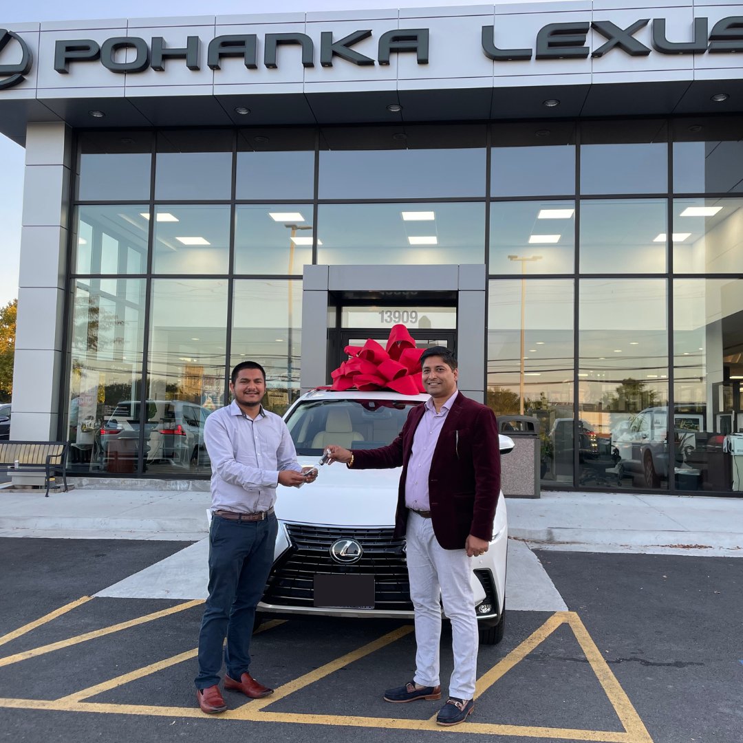 PohankaLexus's tweet photo. We love making our customers' Lexus dreams come true! ❤️
#ilovepohanka #pohankalexus #lexus #lexuslove #lexusnation #lexuslife #lexusdaily #luxurycars #jdm #jdmculture #jdmdaily #luxurylifestyle #luxurycars https://t.co/QHCN5Buu2l