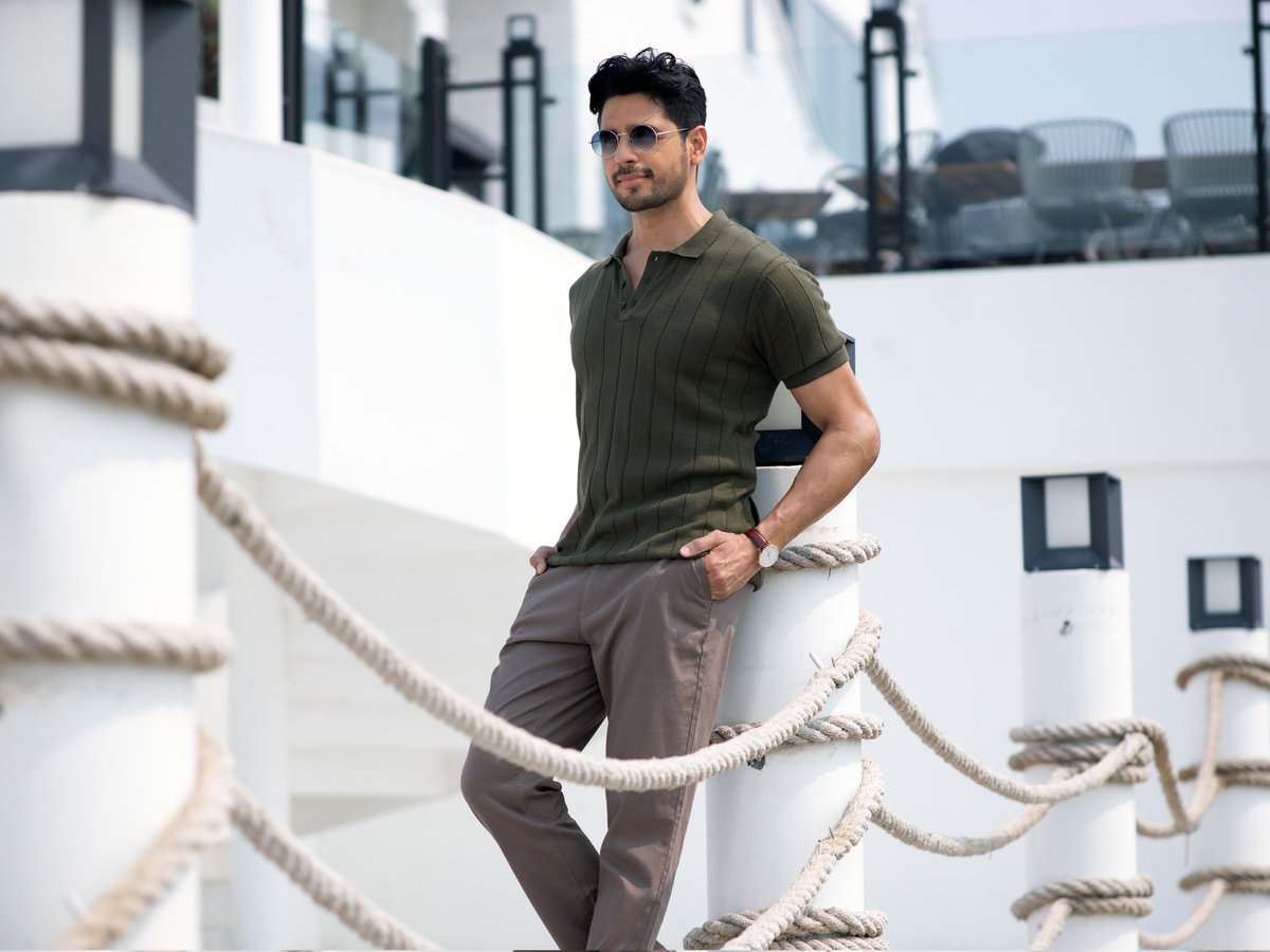 SidharthFC_'s tweet photo. HD Untagged Pics: The Style Icon @SidMalhotra for John Players SS'23 Collection 😍🔥
#SidharthMalhotra #JohnPlayers #PlayItReal #SS23 https://t.co/noDeCKeRt4
