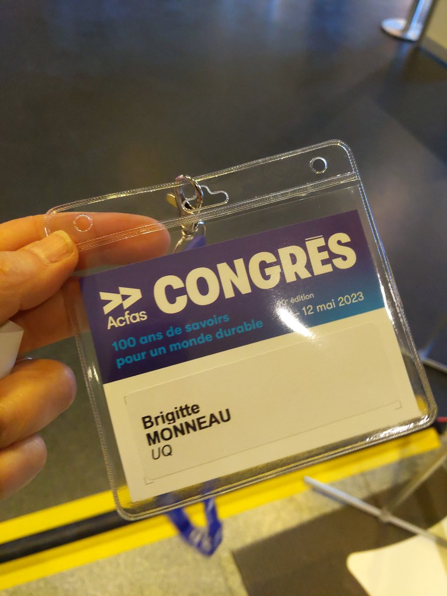 BMonneau's tweet photo. Objectif de la journée : me coucher plus savante. @_Acfas https://t.co/hgUnGIgqFm