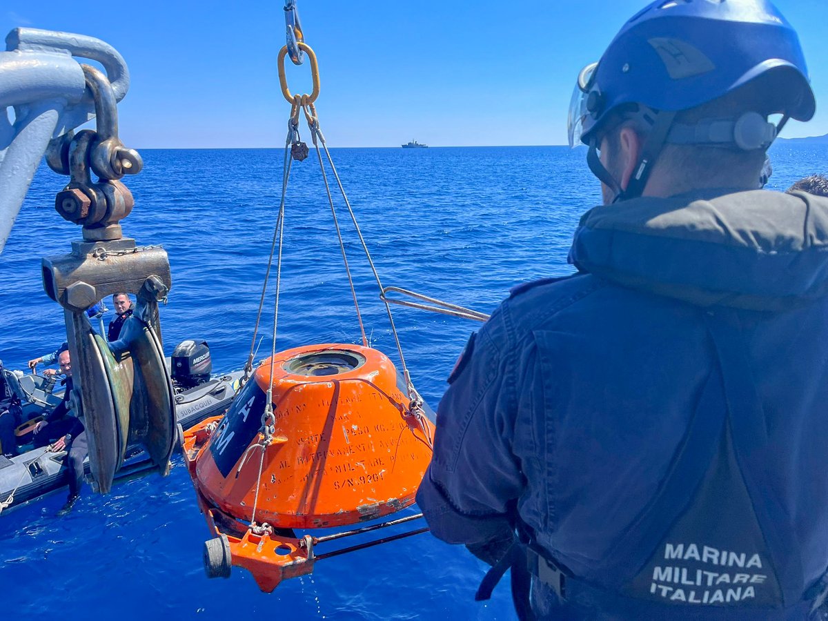 Defensagob's tweet photo. Comienza en aguas del Mediterráneo el ejercicio #ESPMINEX de guerra contra minas, con 14 buques de la agrupación @COM_SNMCMG2 de @NATO_MARCOM liderado por ⚓️ @Armada_esp, junto a 🇮🇹 @ItalianNavy, 🇫🇷 @MarineNationale, 🇹🇷 @tcsavunma y 🇬🇷 @NavyGR.
➡️ https://t.co/6Jmmy0swFA https://t.co/0epBxvQj9f
