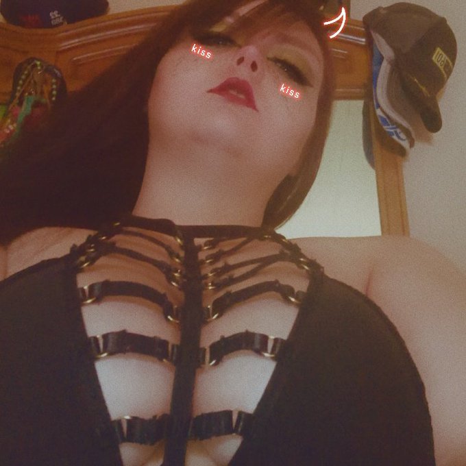 #NewProfilePic https://t.co/rOgeb5ic9f<a href="/tag/newprofilepic"class="tags">#NewProfilePic</a>