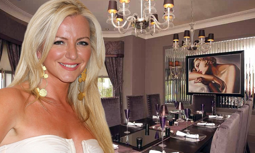 Britain People (@britain_people) on Twitter photo MICHELLE MONE
🔴WHERE IS OUR MONEY, BARONESS MONE?
"Corruption, corruption, corruption.
All four feet in the trough" - <a href="/JohnCleese/">John Cleese</a>
👉RETWEET to demand an investigation. MICHELLE MONE
🔴WHERE IS OUR MONEY, BARONESS MONE?
"Corruption, corruption, corruption.
All four feet in the trough" - <a href="/JohnCleese/">John Cleese</a>
👉RETWEET to demand an investigation.