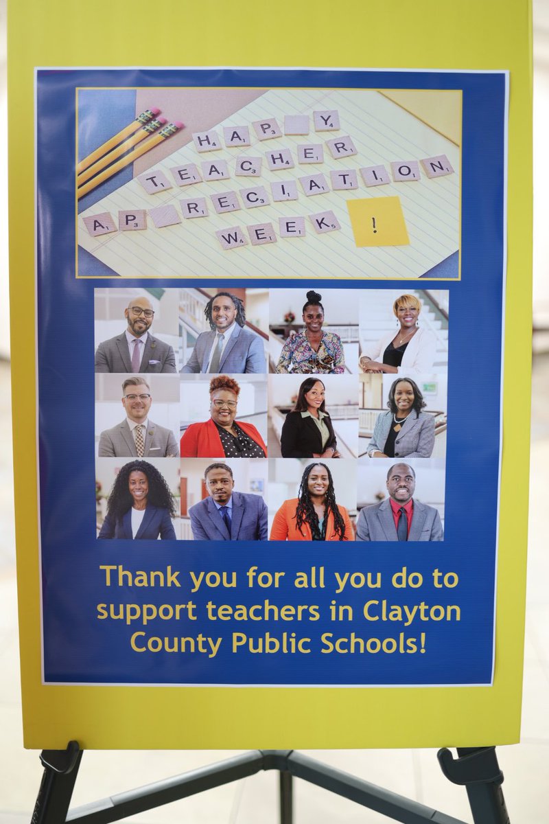 Look what my boss Melissa Sloan-Iddins did for our team! I feel so appreciated. <a href="/CCPSProfLearn/">CCPS Professional Learning</a> <a href="/CCPS_PLCReddick/">Sharicka Reddick</a> <a href="/CCPS_PLCNoel/">CCPS_PLCNoel</a> @CCPS_PLCNagi <a href="/CCPS_PLCShelby/">Shelby Stewart</a>