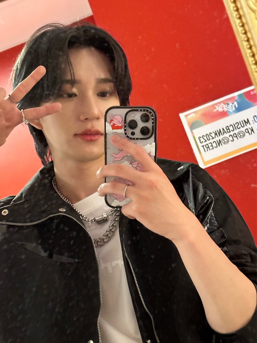 P1H_members's tweet photo. 다들 뮤직뱅크 in 파리 챙겨 보셨나요?😶

#P1Harmony #THEO https://t.co/2Fn6rdTTtv