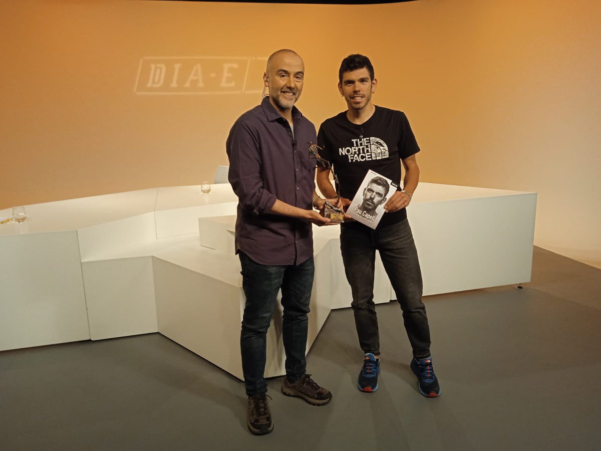rtvandorra's tweet photo. ▶️Ja som #endirecte al #DiaERTVA 👇
👉Avui ens visita a la primera part del programa
el corredor d'ultradistància @paucapell.
📌Segueix l'entrevista per ATV i https://t.co/klszZHxKGR https://t.co/obkjAlRjEA