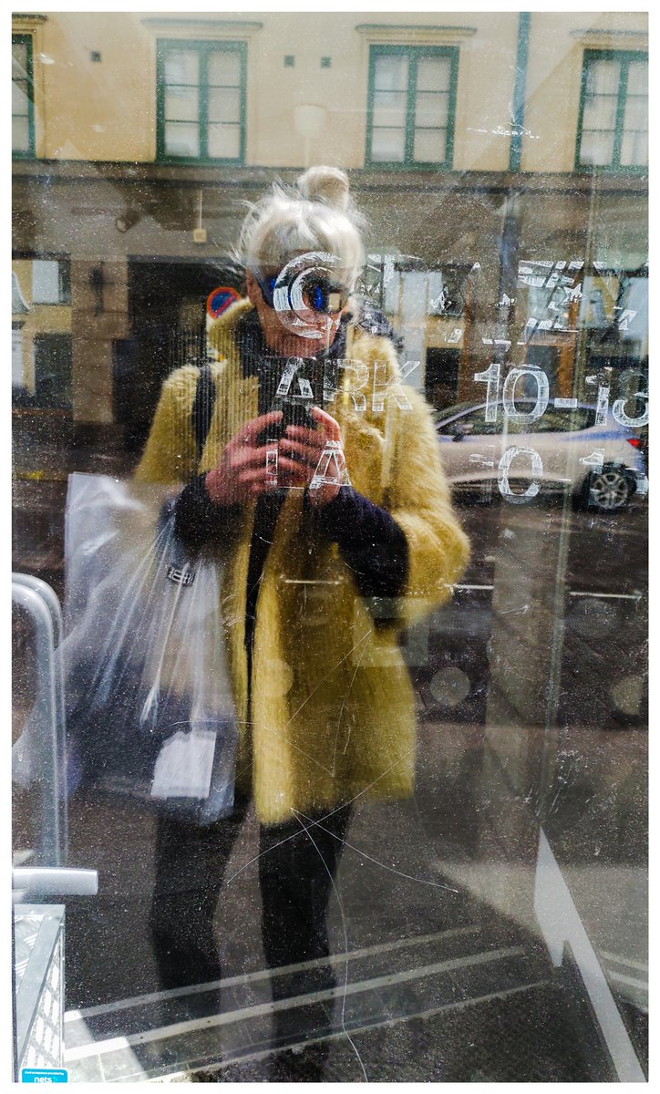 AnneKinnunen1's tweet photo. Hi #bookstoreday https://t.co/ePvKQXhDHO