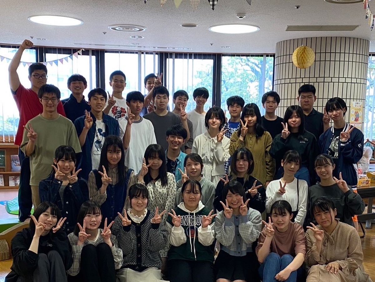 unitedfornext's tweet photo. 会議後は交流会を行い、メンバー間での親睦を深めることが出来ました。

これから超・学校祭に向けてメンバー全員で協力して頑張っていきます！
今後も詳細が決まり次第、随時SNSやHPで発信していくので要チェックです！！ https://t.co/zaHSJhlo0v